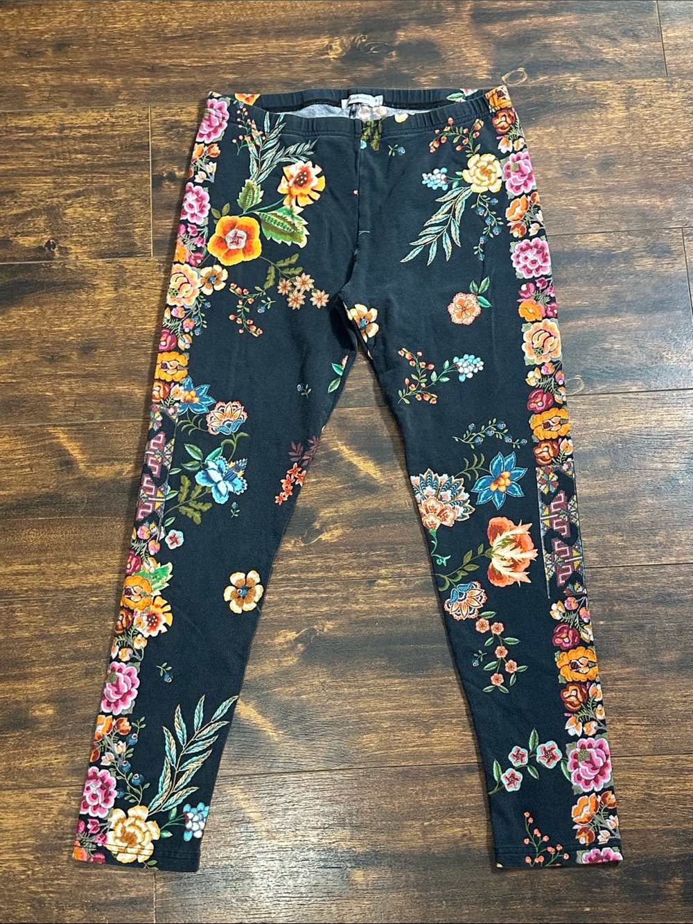 Johnny Was JW Los Angeles Floral Leggings Size M Boho Botanical 🌺
